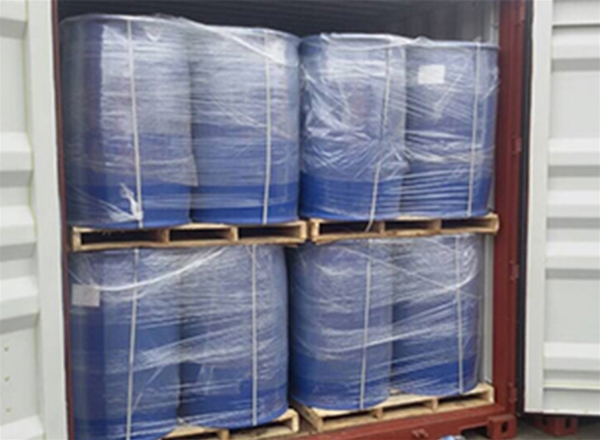 Trimethylacetic anhydride